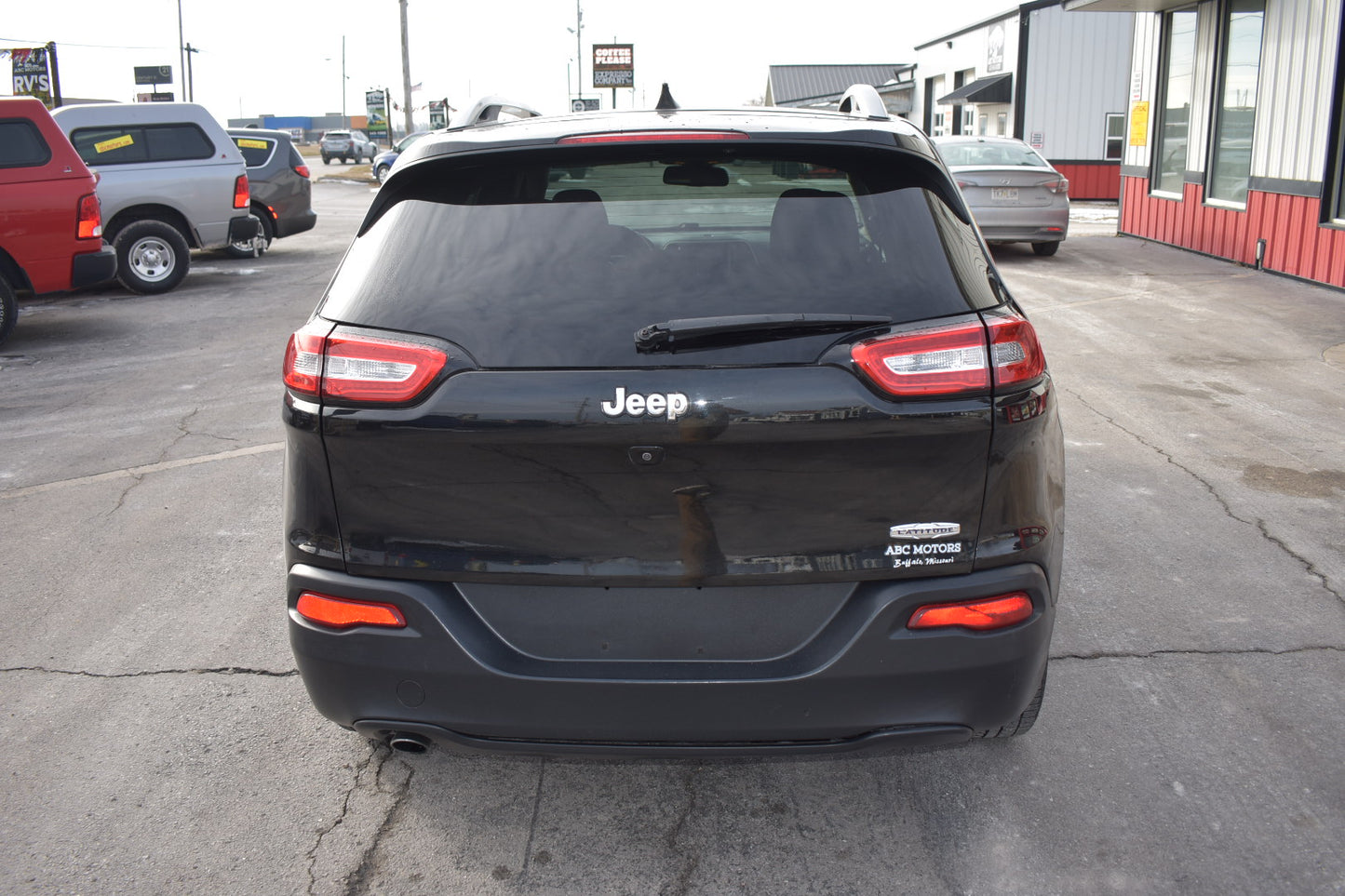 2016 Jeep Cherokee - Latitude - SUV - 98,468 Miles - Pre-owned Vehicle