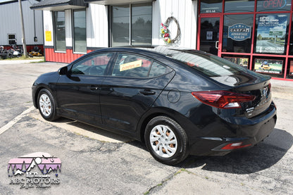 2019 Hyunda Elantra SE - 105,218 Miles - Sedan - Pre-Owned Vehicle