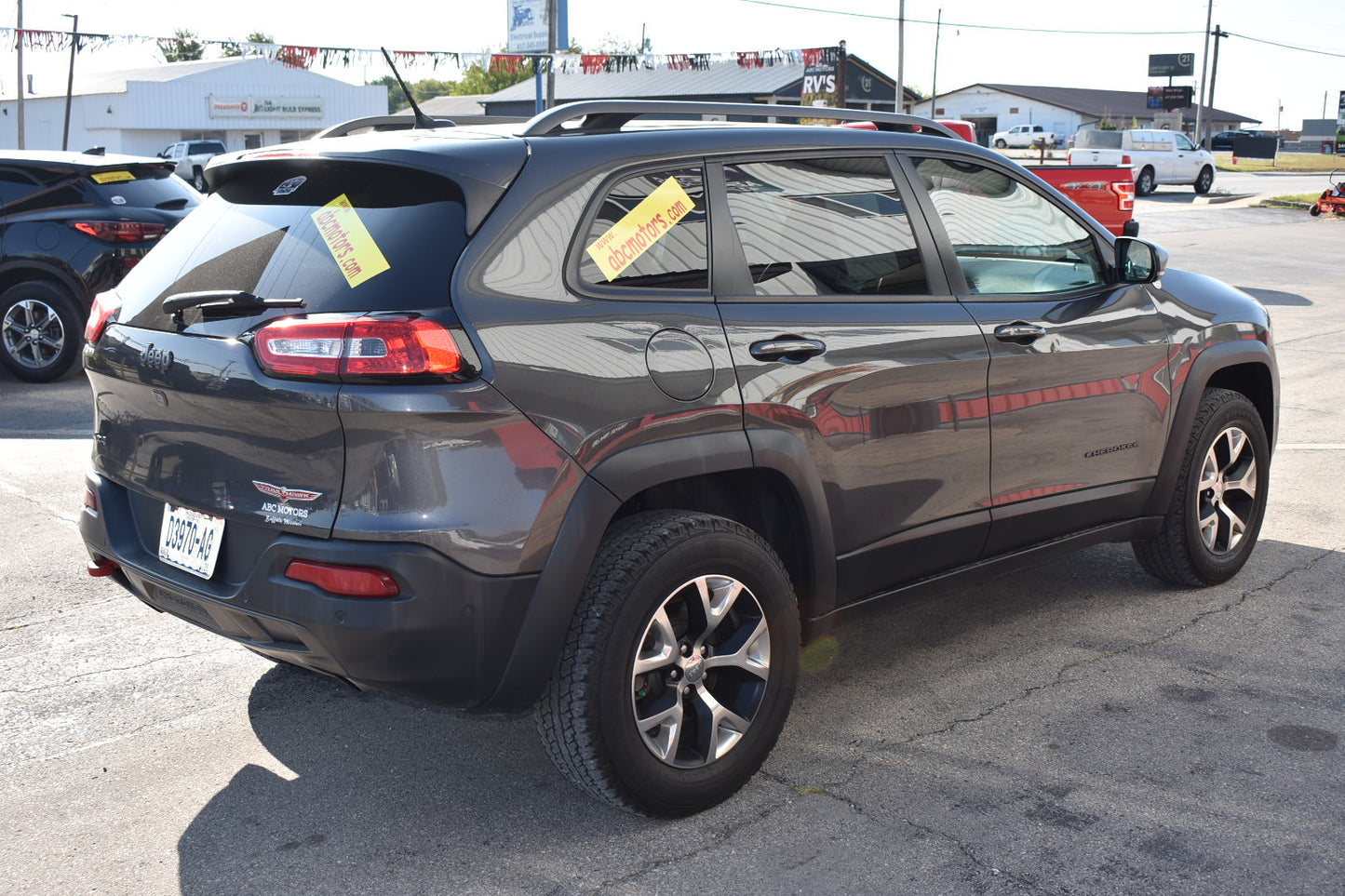 2015 Jeep Cherokee - Trailhawk -  SUV - 147,909 Miles - Pre-Owned Vehicles