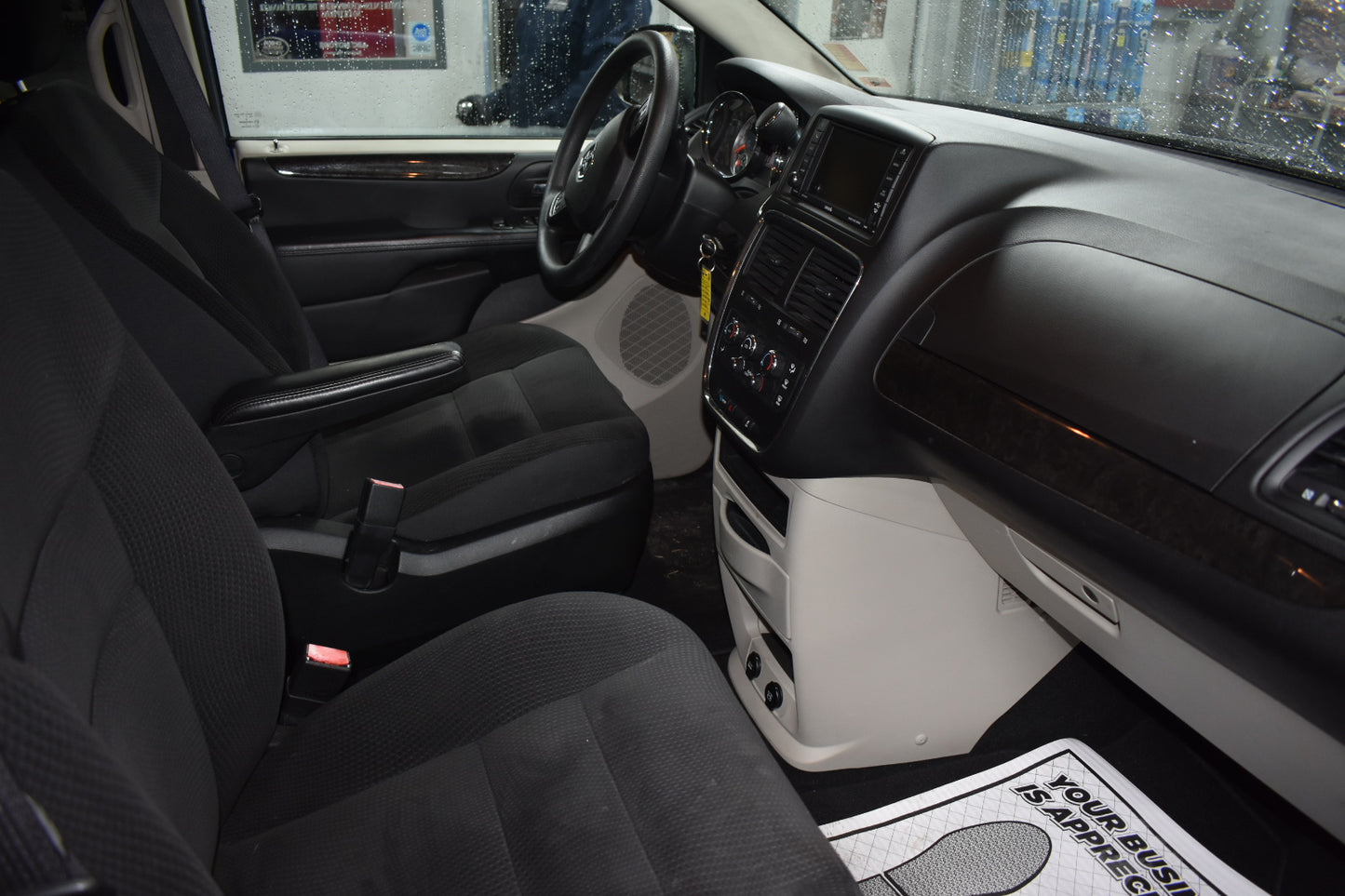 2018 Dodge Grand Caravan SE - 59,563 Miles - Van - Pre-Owned Van